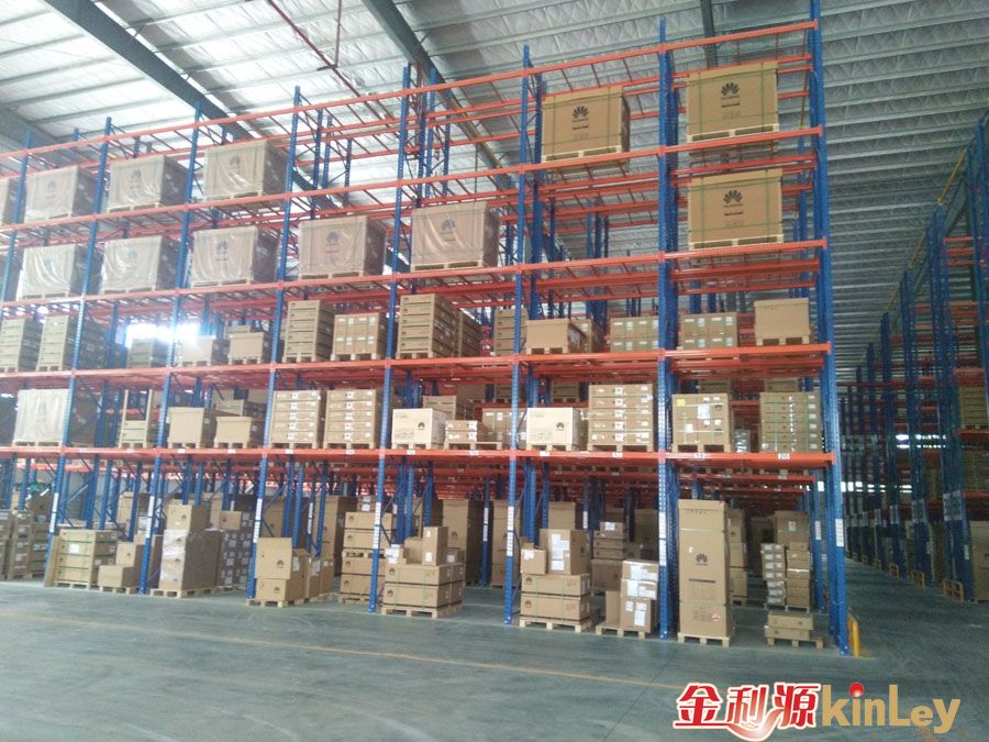 通訊信息行業(yè)倉庫-橫梁式貨架